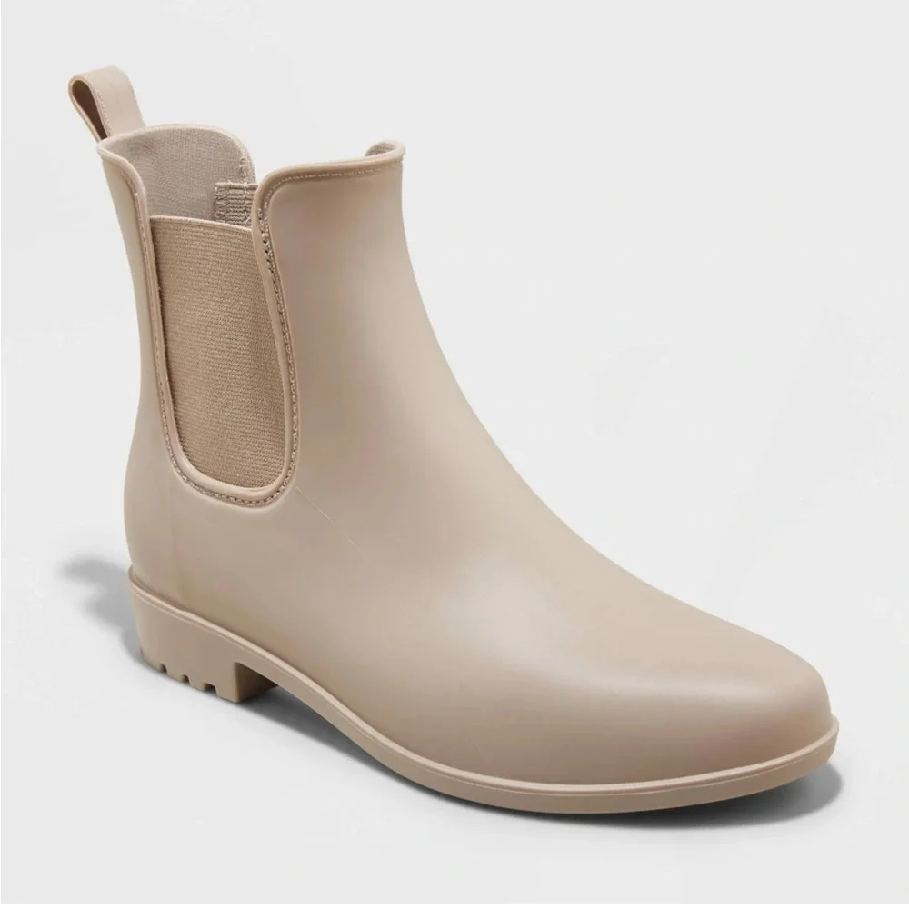 Women's Chelsea Rain Boots - Target A New Day™ size 9 WORN ONCE